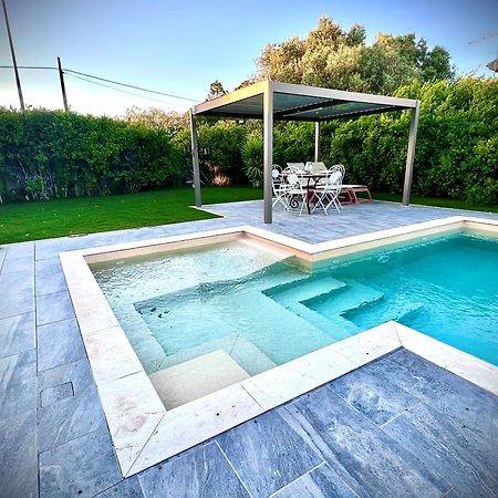 B&B Le Pavoncelle Sarde Флуміні-ді-Кварту Екстер'єр фото
