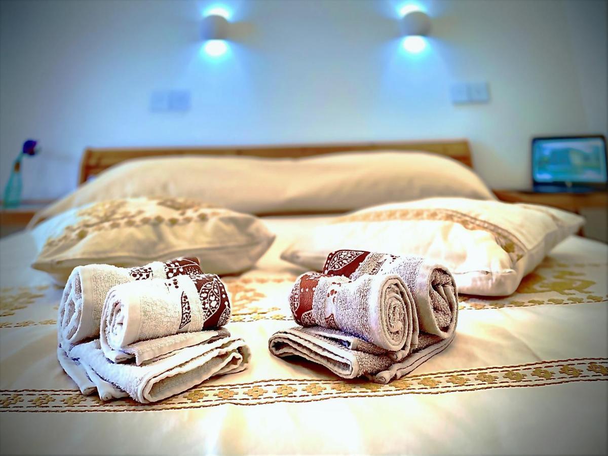 B&B Le Pavoncelle Sarde Флуміні-ді-Кварту Екстер'єр фото
